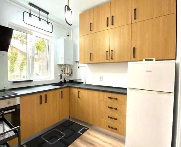 Hot Spot - - Sanador Victoriei